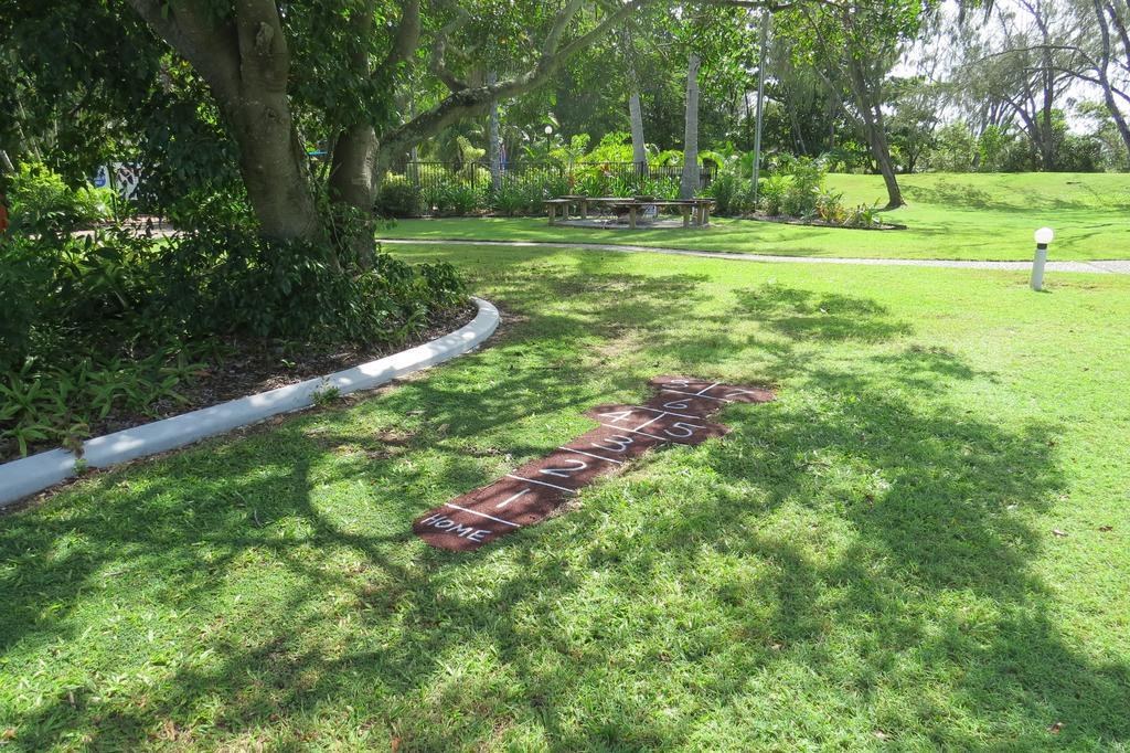 The Shores Holiday Apartments Mackay Luaran gambar